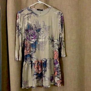 New super cute boutique top